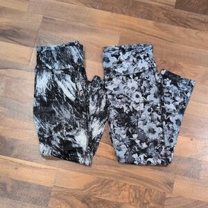 90 Degree By Reflex Black and White Patterned Leggings Pair